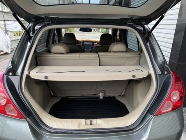 NISSAN日產 TIIDA  第4張相片