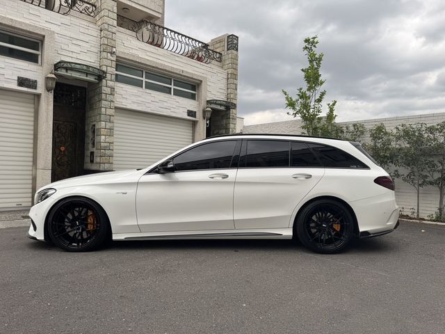 M-BENZ賓士 C43 AMG  第5張相片