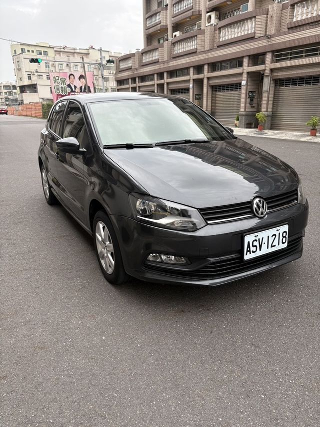 VOLKSWAGEN福斯 POLO  第2張相片