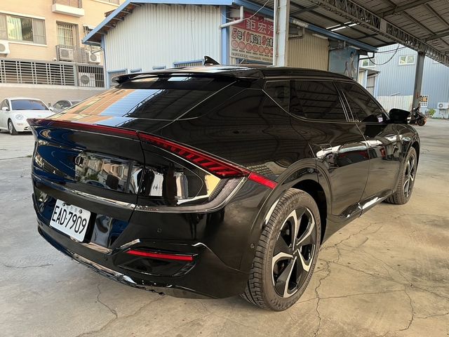 KIA起亞 EV6  第3張相片