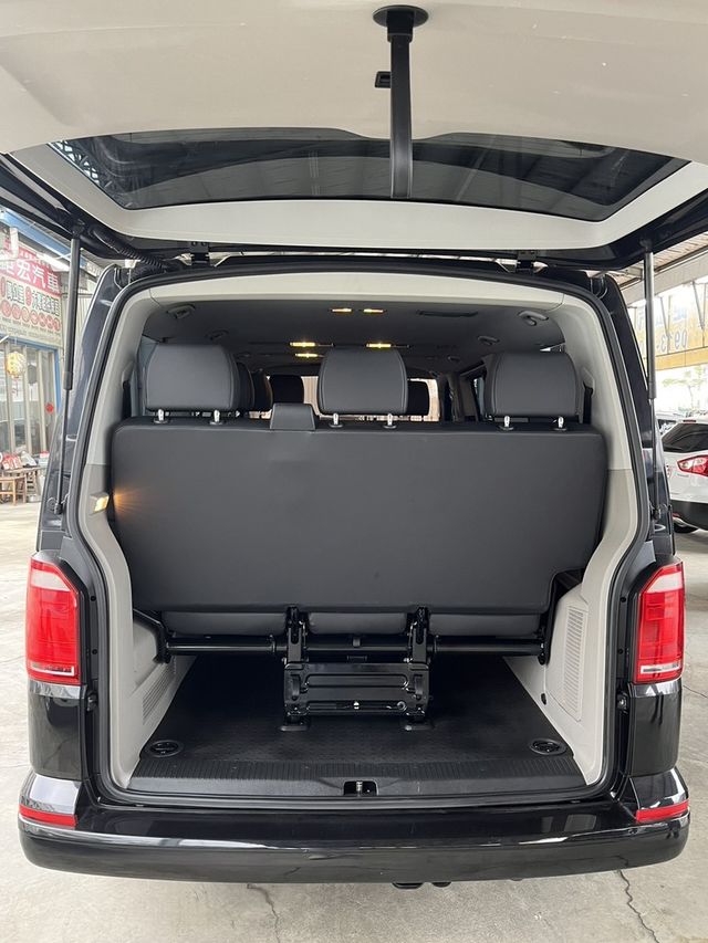 VOLKSWAGEN福斯 T6 CARAVELLE  第12張相片