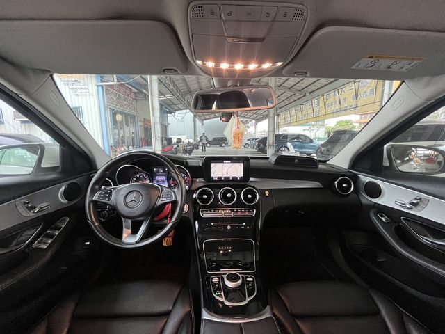 M-BENZ賓士 C200  第5張相片