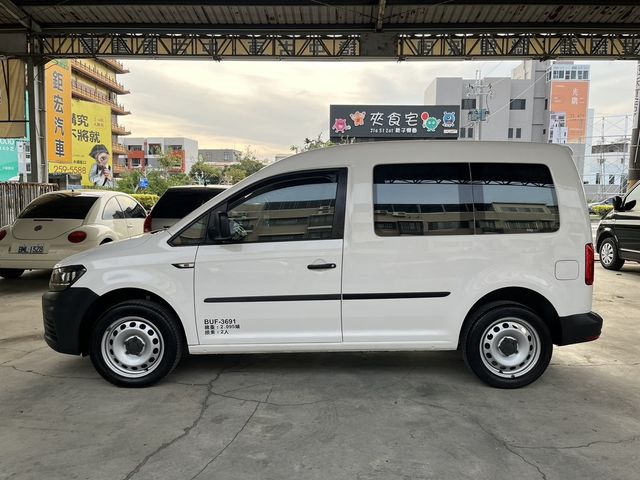 VOLKSWAGEN福斯 CADDY  第9張相片