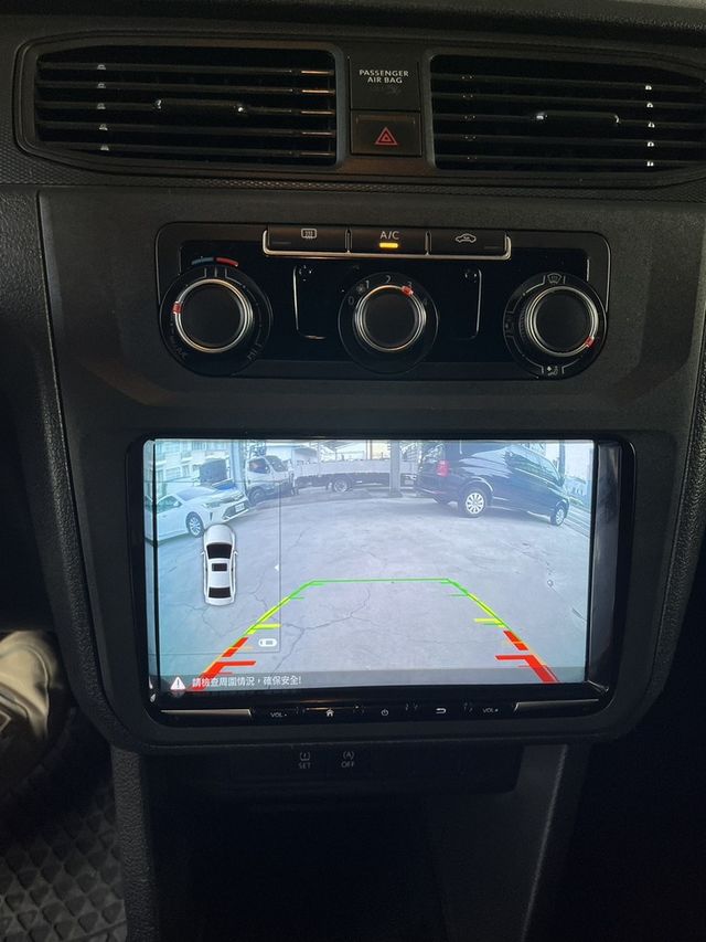 VOLKSWAGEN福斯 CADDY  第11張相片
