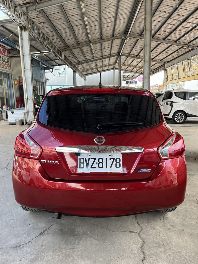 NISSAN日產 TIIDA  第4張相片