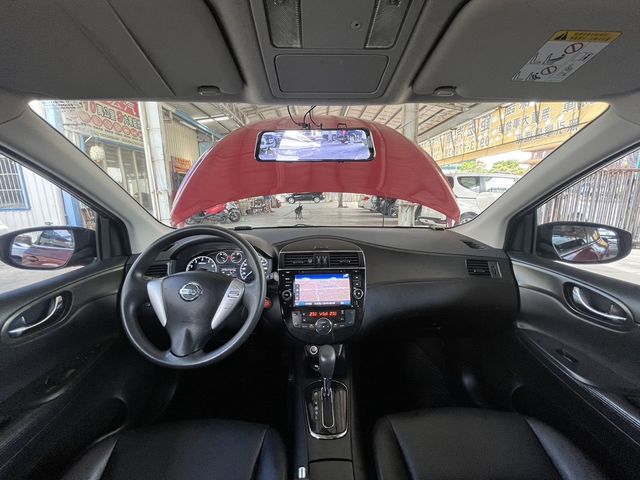 NISSAN日產 TIIDA  第5張相片