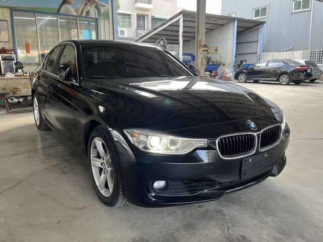 BMW寶馬 320I  第7張相片