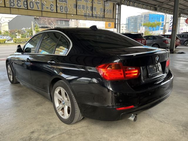 BMW寶馬 320I  第8張相片
