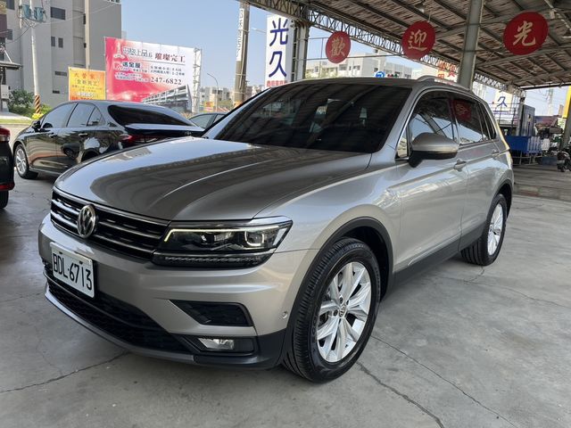 VOLKSWAGEN福斯 TIGUAN  第1張相片