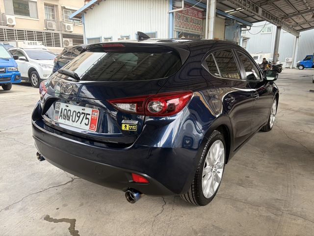 MAZDA馬自達 MAZDA 3  第2張相片