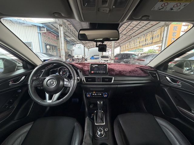 MAZDA馬自達 MAZDA 3  第5張相片