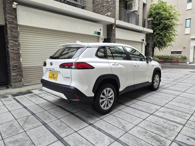 TOYOTA豐田 COROLLA CROSS HYBRID  第4張相片