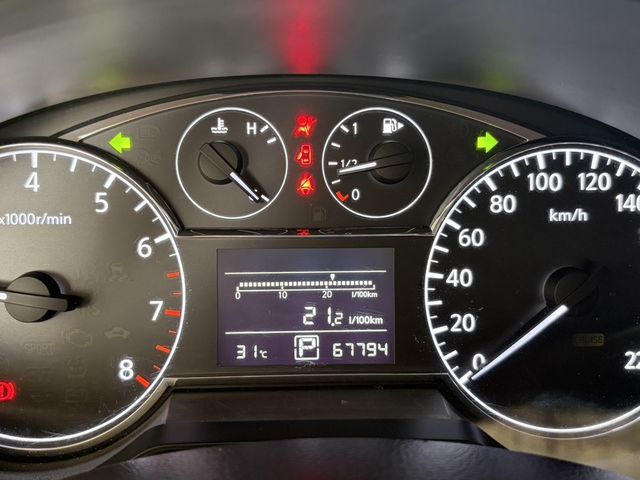 NISSAN日產 TIIDA  第9張相片