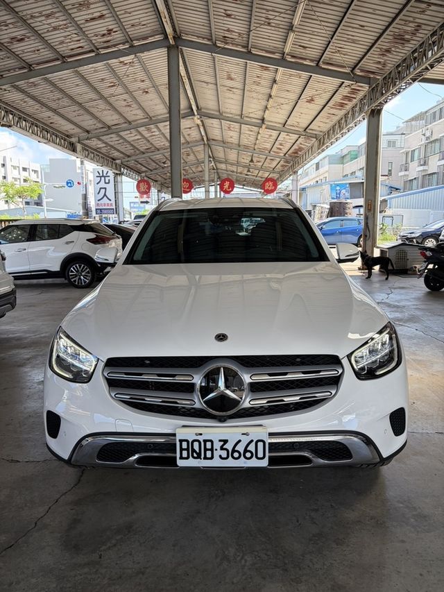 M-BENZ賓士 GLC200  第3張相片
