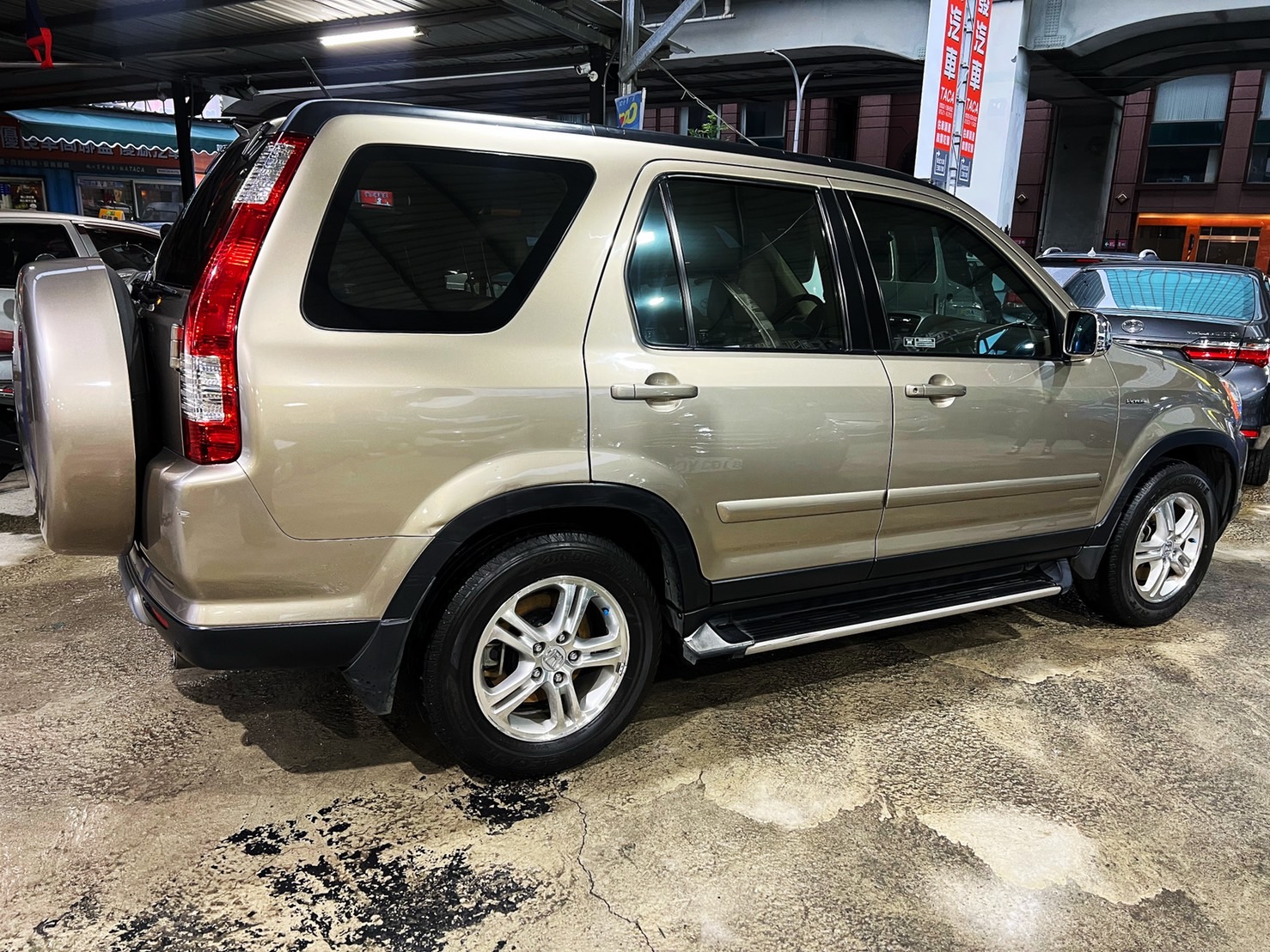 絕對在店 里程保證 價格真實 來店賞車請預約 如讓您白跑 直接賠償1萬車馬費  第2張相片