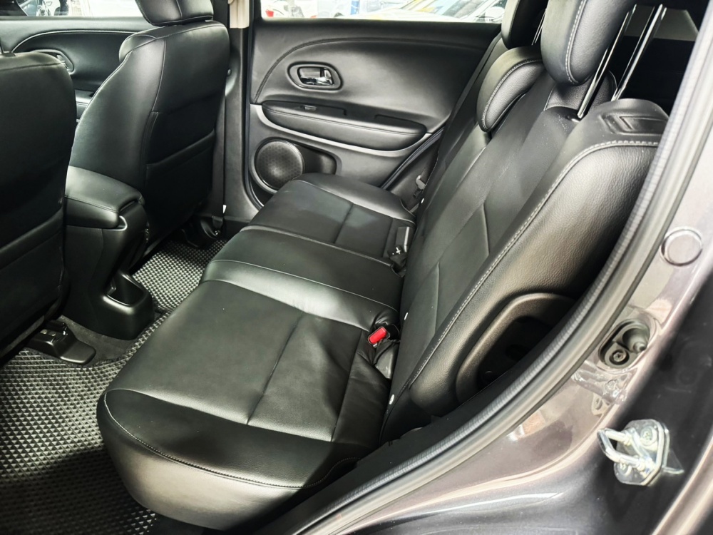 2020年Honda HR-V 1.8L  第6張相片