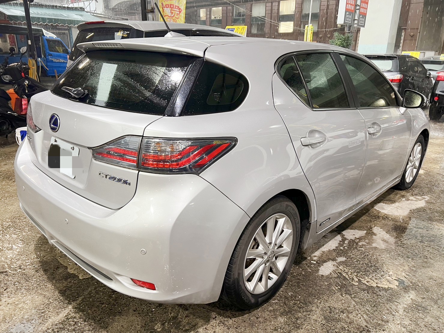 2011年 LEXUS CT200H  第4張相片
