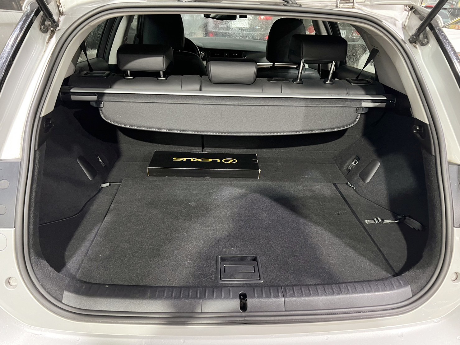 2011年 LEXUS CT200H  第7張相片