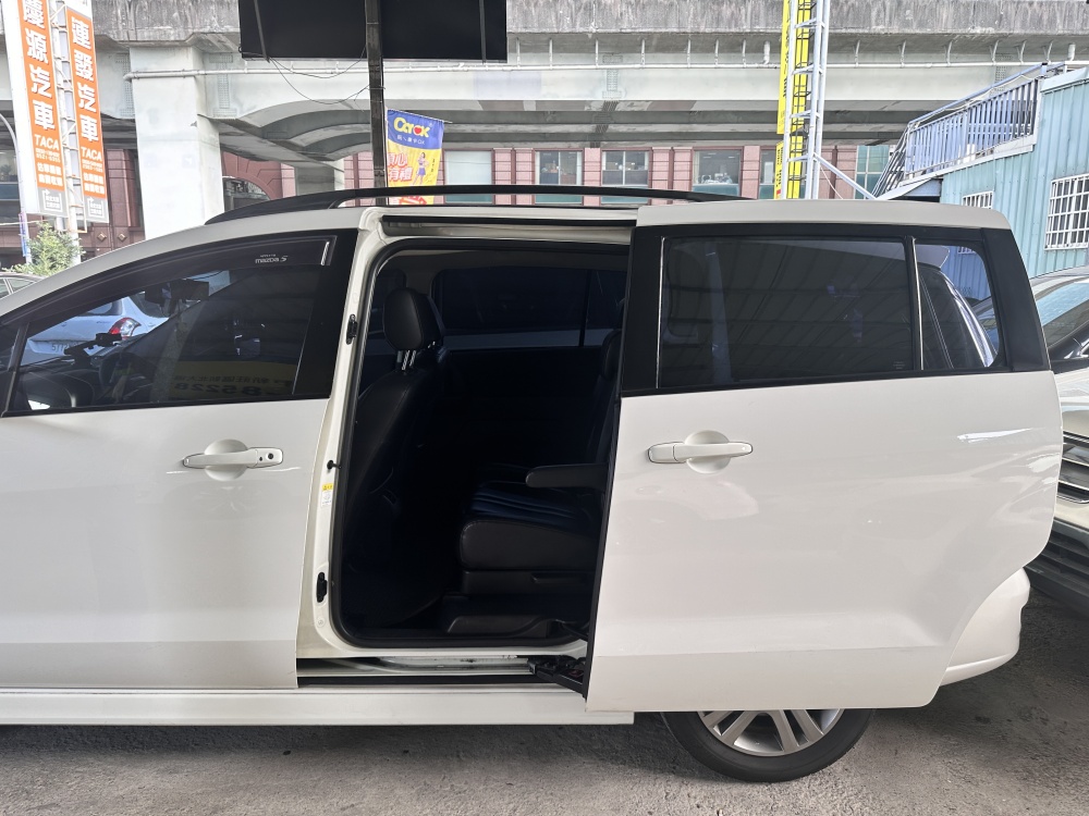 2011年 Mazda5  2.0  第7張相片