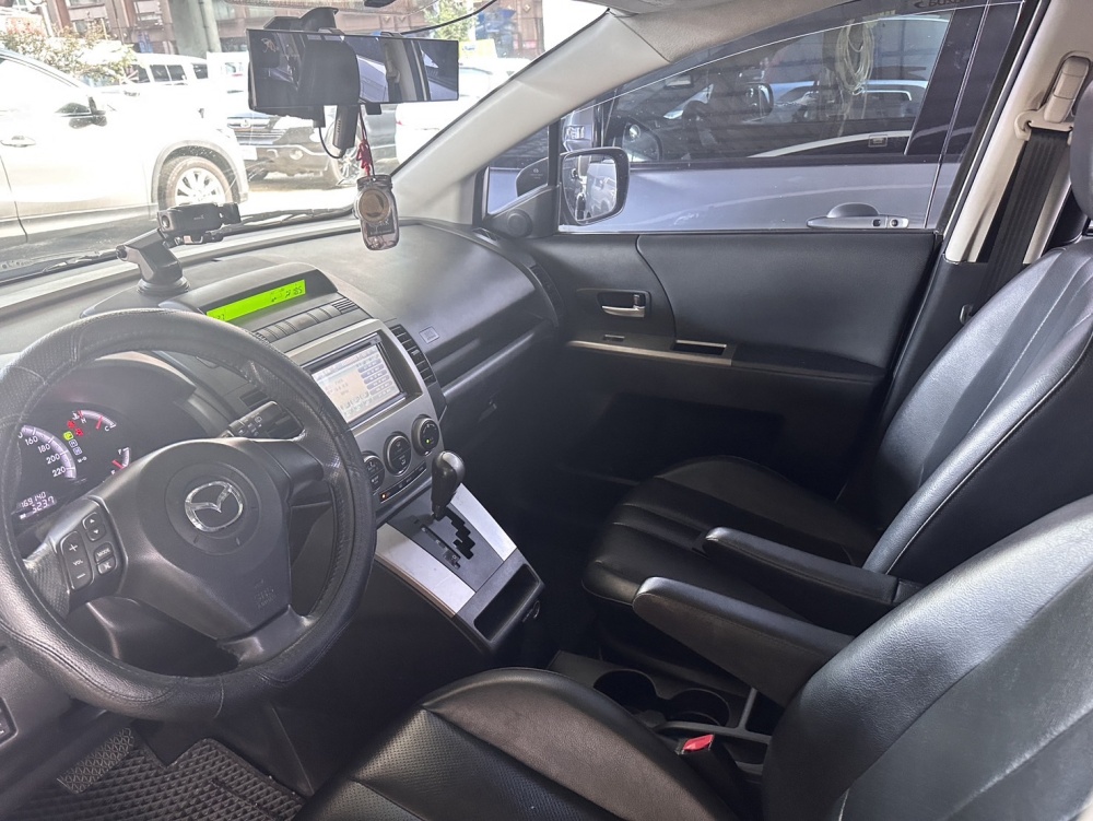 2011年 Mazda5  2.0  第8張相片