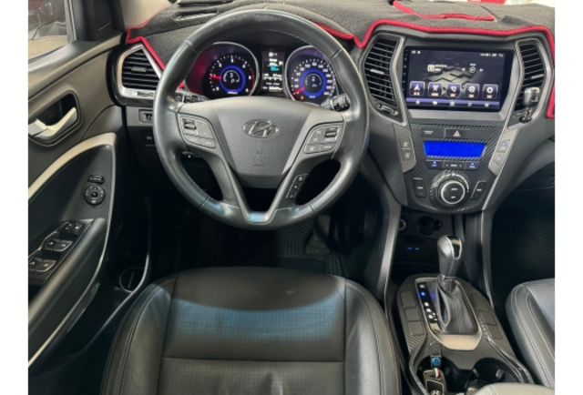 【堅持實車實價 車況透明】柴油 全景天窗 HID頭燈 駕駛座電動調整 倒車顯影  第9張相片