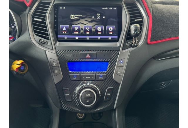 【堅持實車實價 車況透明】柴油 全景天窗 HID頭燈 駕駛座電動調整 倒車顯影  第15張相片