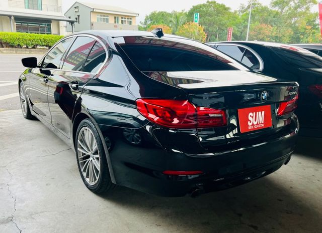◆◆【昶旭汽車嚴選】◆◆ 液晶儀表板 無線充電 Apple Carplay  { Sport line 套件 } 530  第4張相片