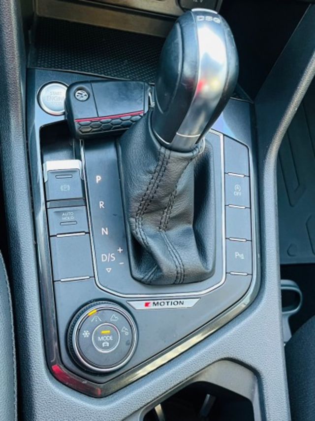 ◆◆【昶旭汽車嚴選】◆◆一手車  里程保證  I-Key  跟車  Apple CarPlay  4WD 電動尾門  第17張相片