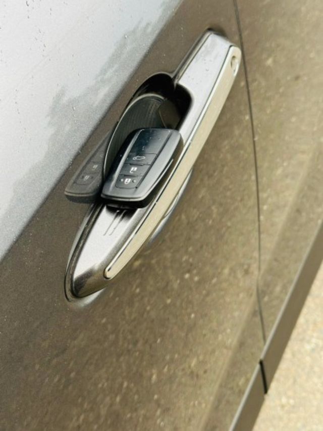◆◆【昶旭汽車嚴選】◆◆旗艦版  Apple Carplay  跟車  360度環景  腳踢尾門  記憶座椅  盲點偵測  第17張相片