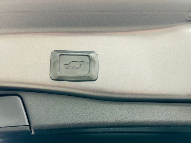 ◆◆【昶旭汽車嚴選】◆◆旗艦版  Apple Carplay  跟車  360度環景  腳踢尾門  記憶座椅  盲點偵測  第18張相片