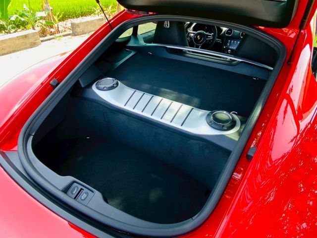 ◆◆【昶旭汽車嚴選】◆◆ 附Goo鑑定 總代理 {原廠新車保固中} 跑排 定速 動力輔助轉向系統 中古車第三方安全憑證  第8張相片