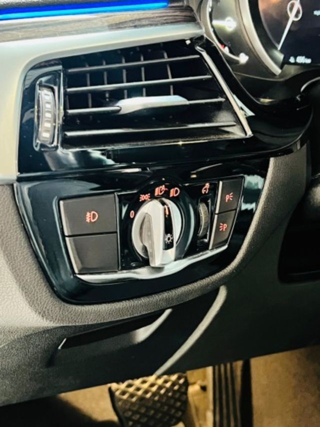 ◆◆【昶旭汽車嚴選】◆◆ 液晶儀表板 無線充電 Apple Carplay  { Sport line 套件 } 530  第10張相片