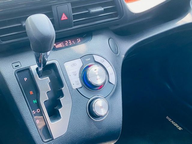 ◆◆【昶旭汽車嚴選】◆◆最頂規 七人座 雙電滑門  第12張相片