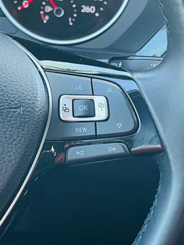 ◆◆【昶旭汽車嚴選】◆◆一手車  里程保證  I-Key  跟車  Apple CarPlay  4WD 電動尾門  第11張相片