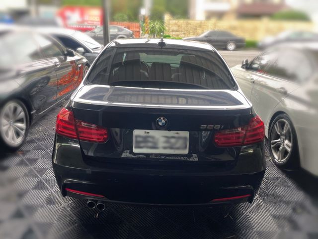 BMW寶馬 328I  第2張相片