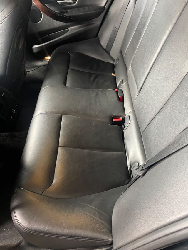 BMW寶馬 328I  第7張相片