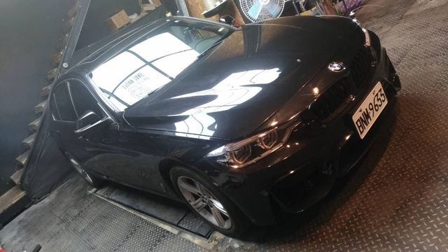 BMW寶馬 328I  第2張相片