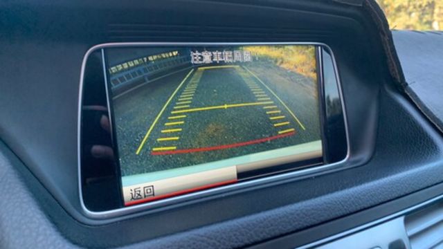 M-BENZ賓士 E400  第8張相片