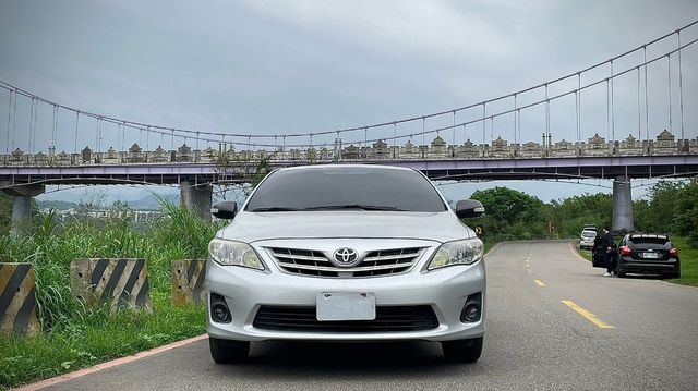 TOYOTA豐田 ALTIS  第3張相片
