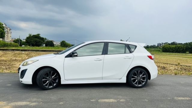MAZDA馬自達 MAZDA 3  第7張相片