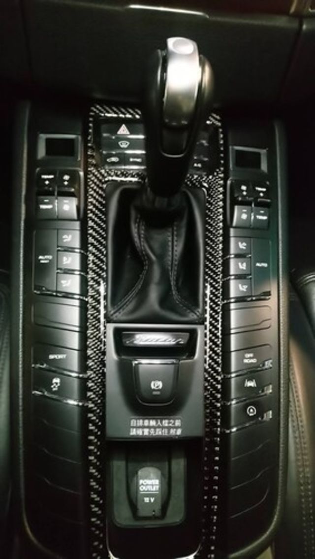 PORSCHE保時捷 MACAN  第10張相片