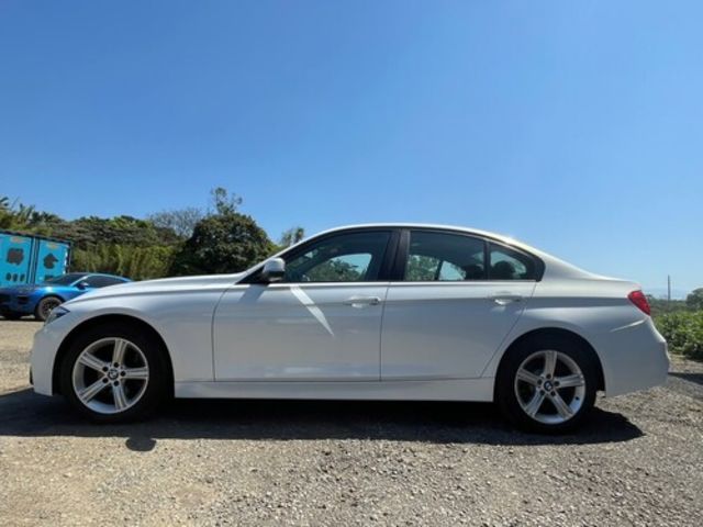 BMW寶馬 328I  第16張相片