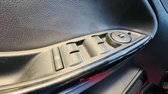 FORD福特 FOCUS  第14張相片