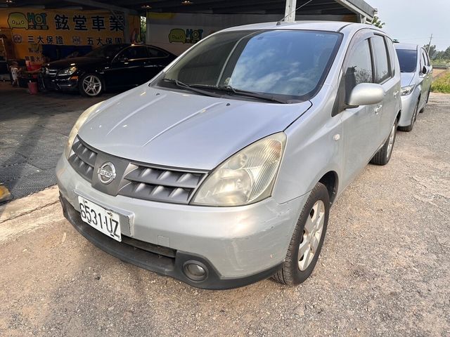 NISSAN日產 LIVINA  第1張相片