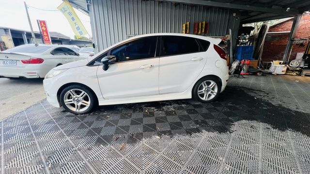 FORD福特 FESTIVA  第3張相片