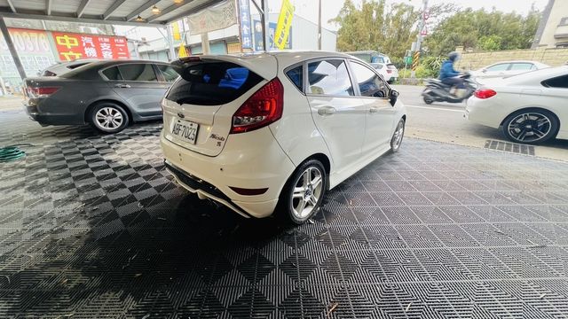 FORD福特 FESTIVA  第6張相片