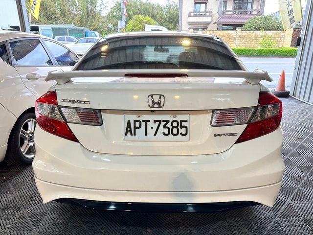 HONDA本田 CIVIC  第7張相片