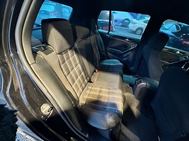 VOLKSWAGEN福斯 GOLF GTI  第19張相片