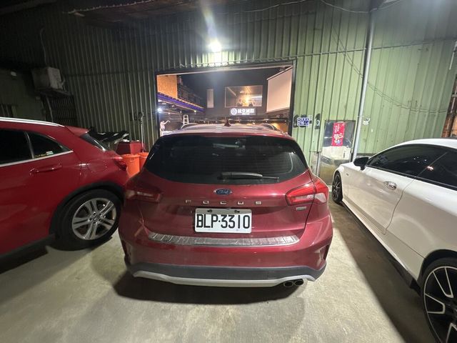FORD福特 FOCUS ACTIVE  第4張相片