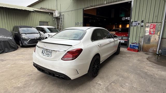 M-BENZ賓士 C200  第2張相片